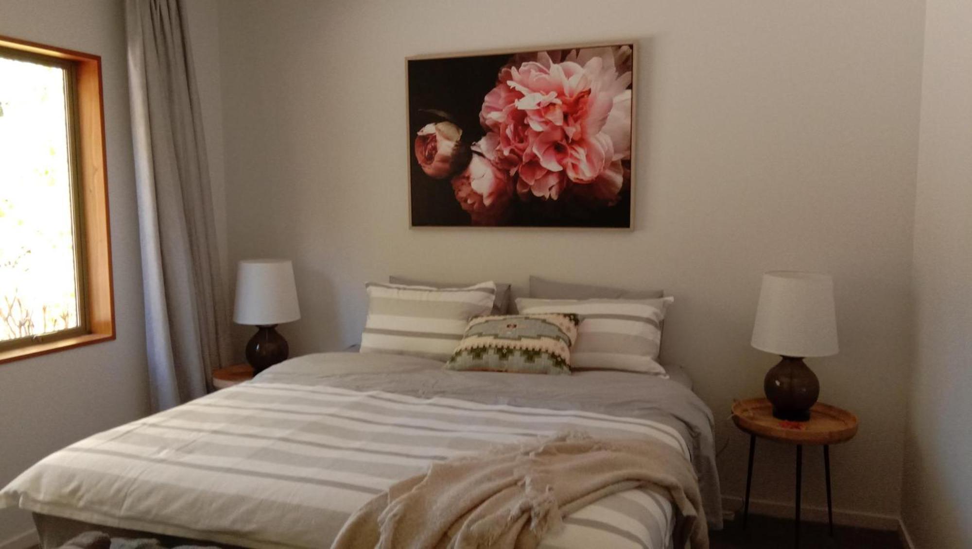 Rose & Stream Retreat Apartment Waikuku Room photo